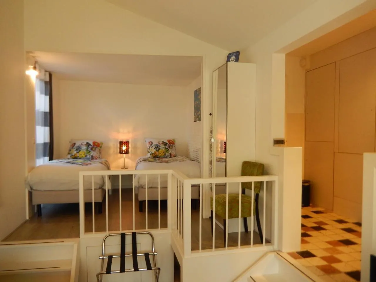 Bed & Breakfast Apartment Amsterdam New West - Free Parking